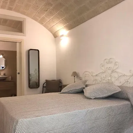 Il Trullo Di Giulietta 住宿加早餐酒店 因帕拉